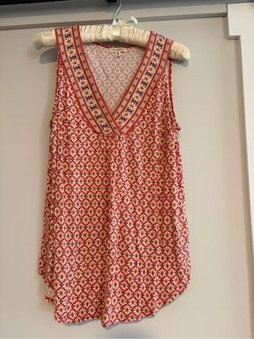 Max Studio Sleeveless Top